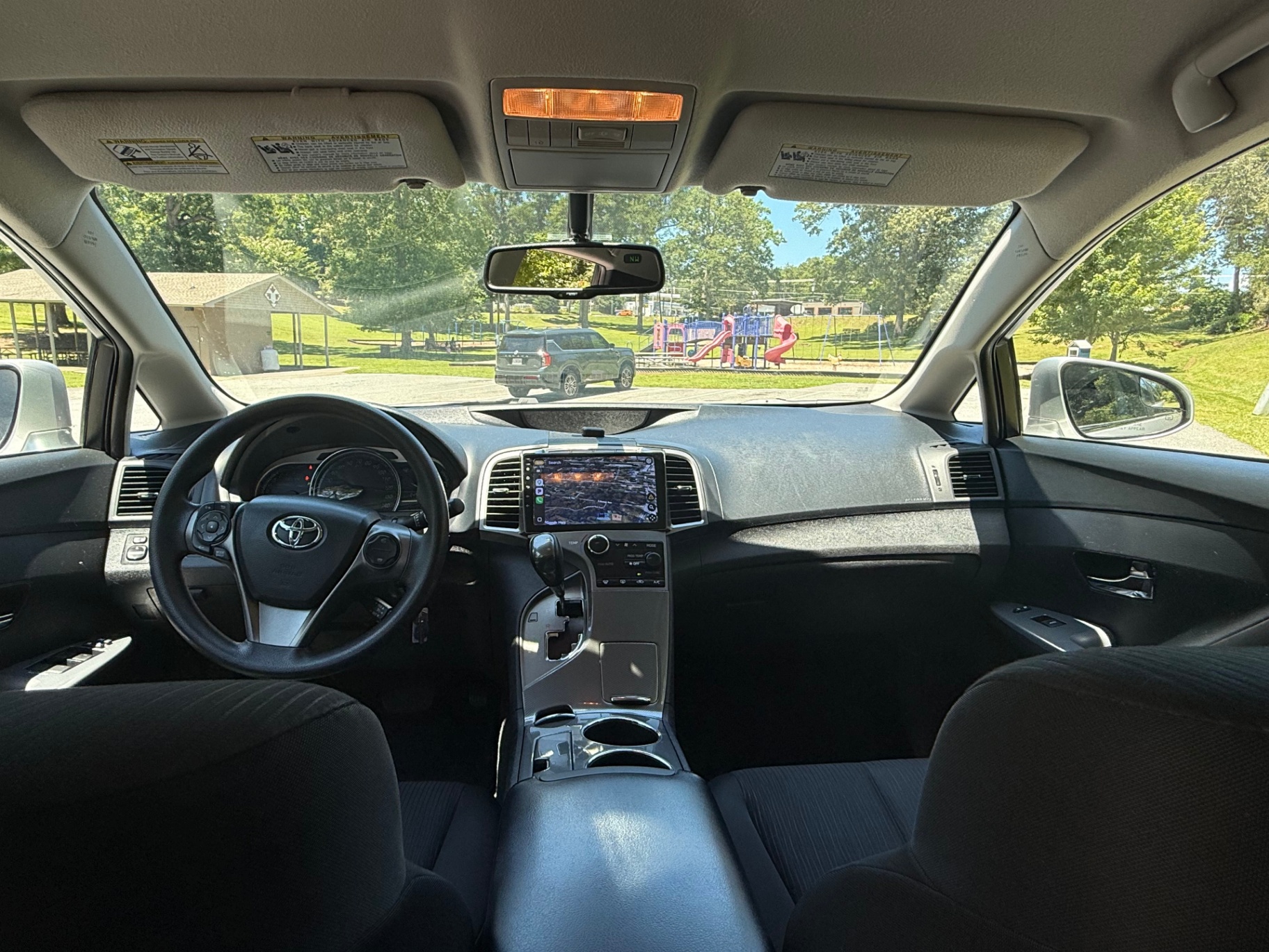 Dashboard and infotainment