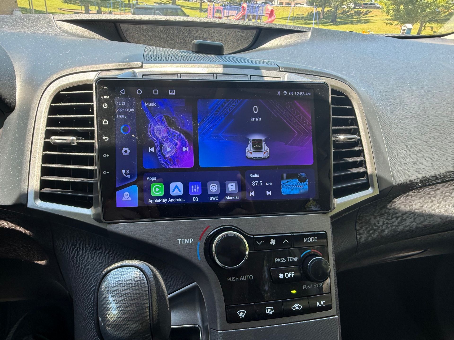 Upgraded head unit with CarPlay