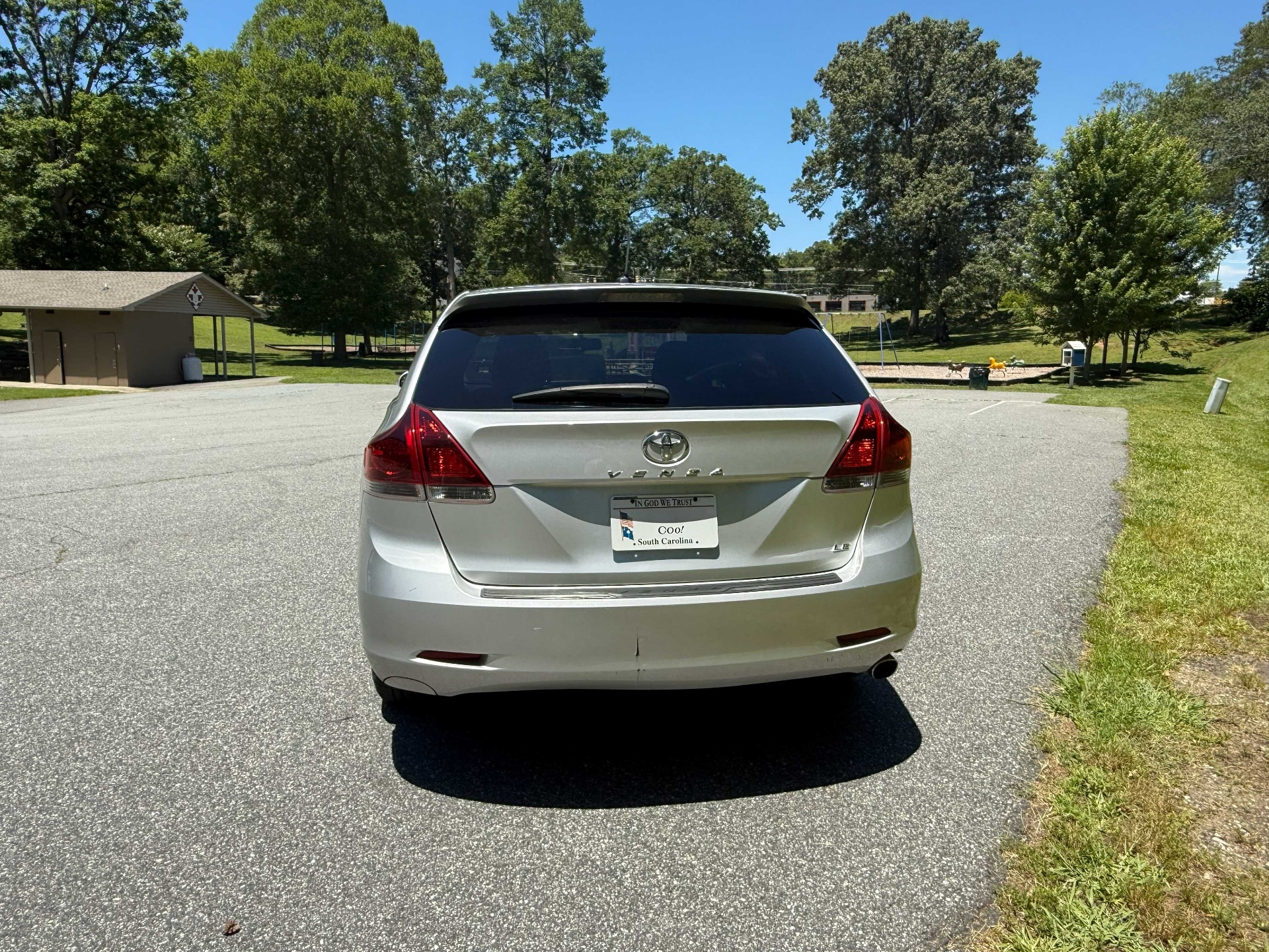 Rear straight-on view